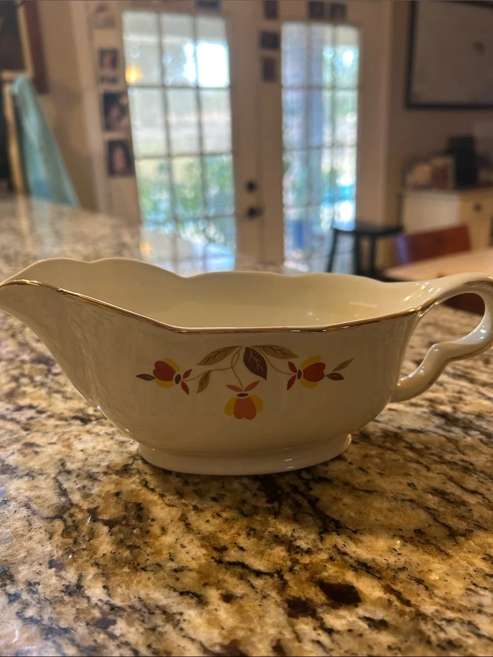 Vintage Hall Jewel Tea Autumn Leaf 
